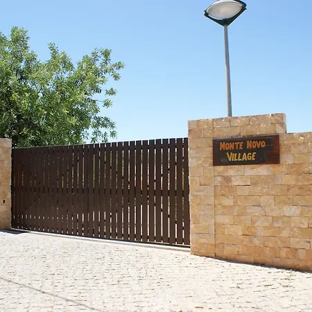 Hébergement de vacances Casa Estelliane *