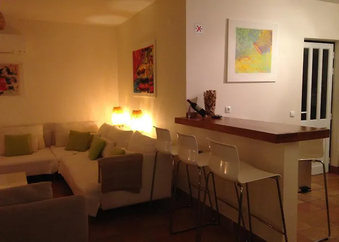 Hébergement de vacances Casa Estelliane *
