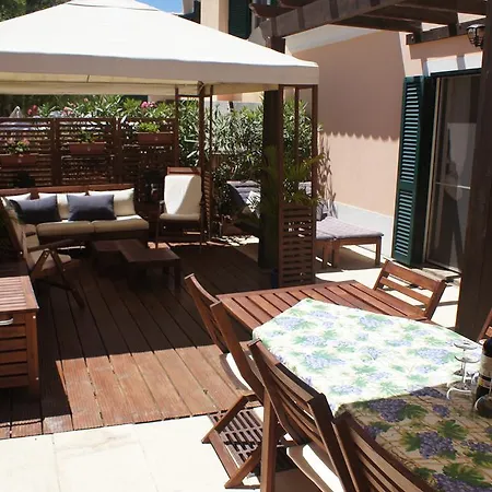 Casa Estelliane פדרנה